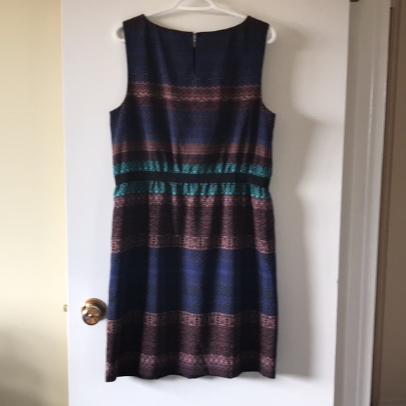 Ladies sleeveless dress - Picture 2 of 5